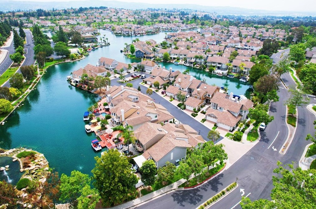 5028 Vista Montana, Yorba Linda, CA 92886-4594