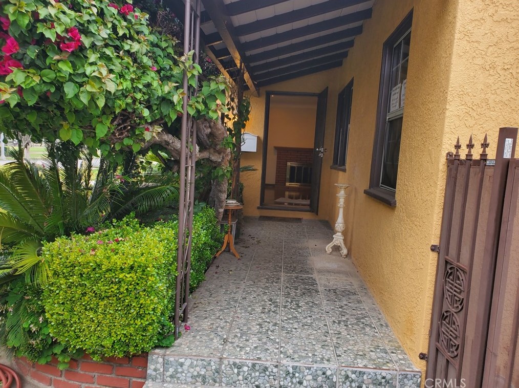 237 W Broadway, San Gabriel, CA 91776