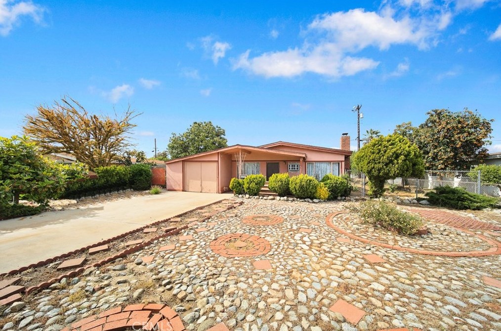 4426 San Bernardino St, Montclair, CA 91763-2605