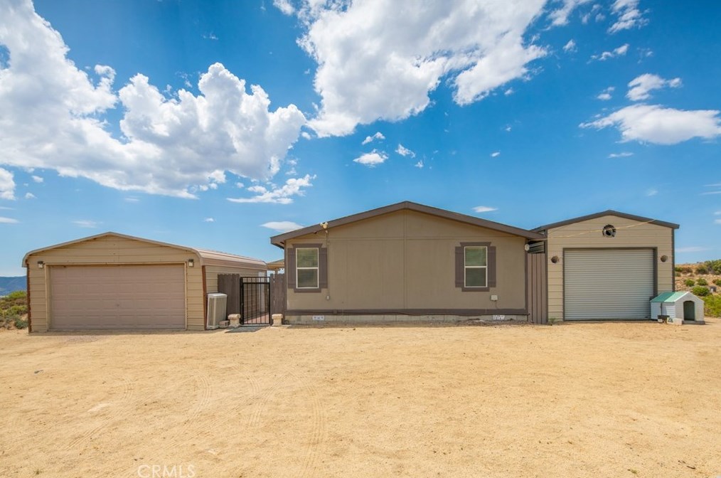 40744 Mountainside Dr, Anza CA  92539-8911 exterior