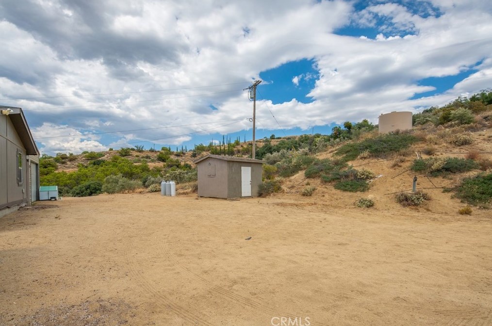 40744 Mountainside Dr, Anza CA  92539-8911 exterior
