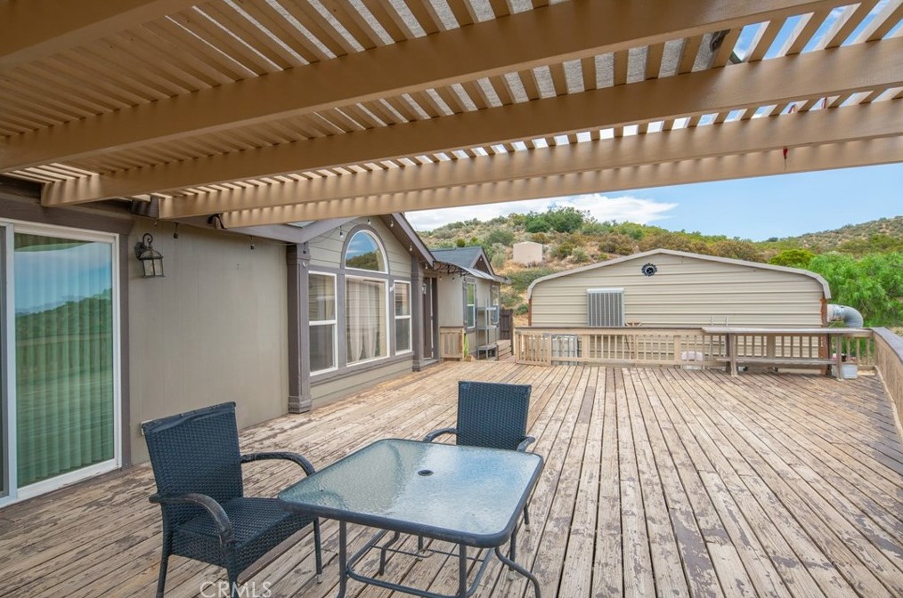 40744 Mountainside Dr, Anza CA  92539-8911 exterior