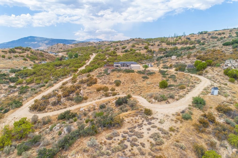 40744 Mountainside Dr, Anza CA  92539-8911 exterior