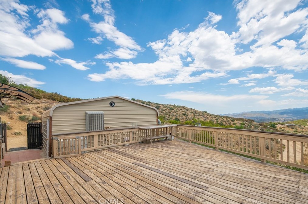 40744 Mountainside Dr, Anza CA  92539-8911 exterior