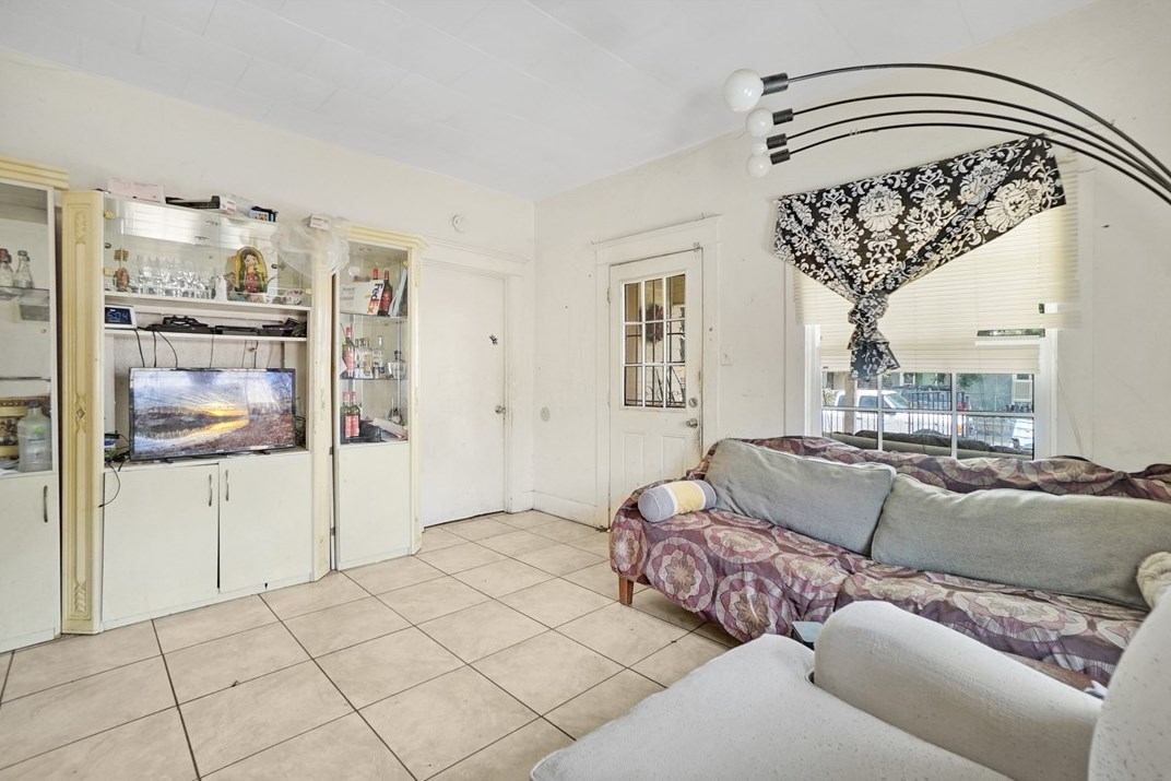 236 Alessandro St, Hemet CA 92543-4134 exterior