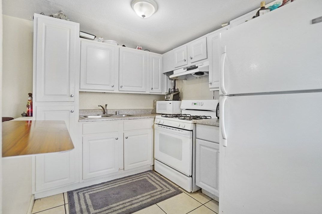 236 Alessandro St, Hemet CA 92543-4134 exterior