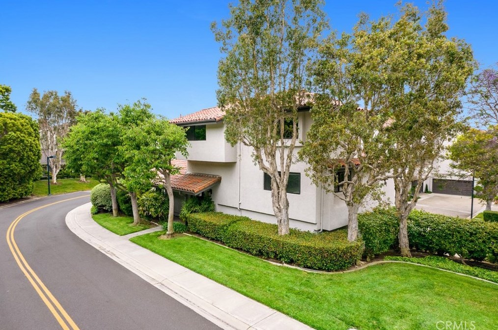 1 Cordoba Ct, Manhattan Beach, CA 90266