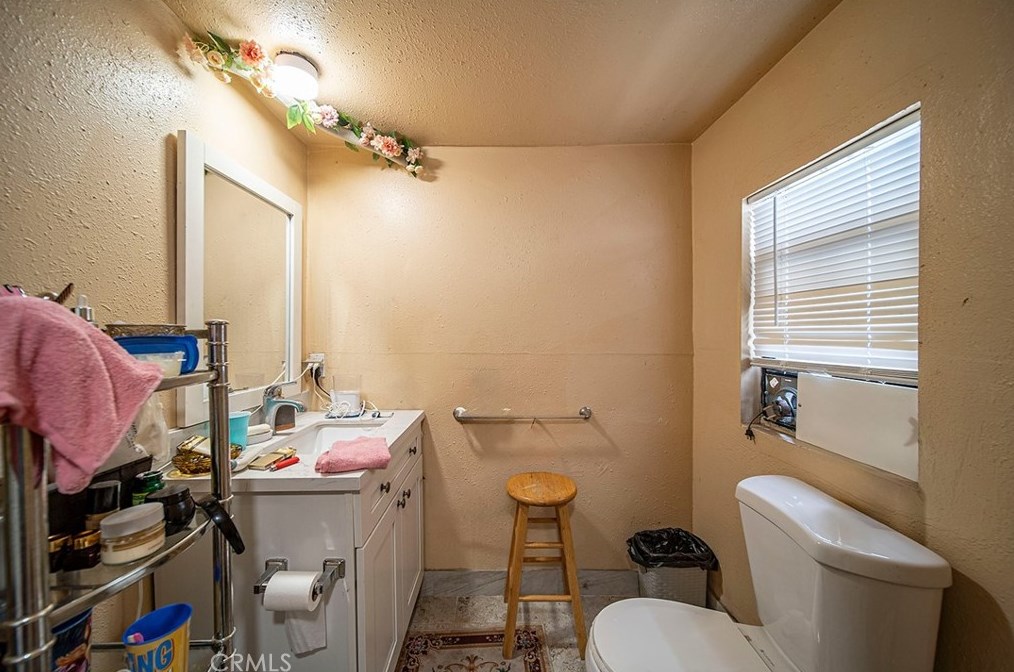 8946 Catawba Ave, Fontana CA  92335-4415 exterior