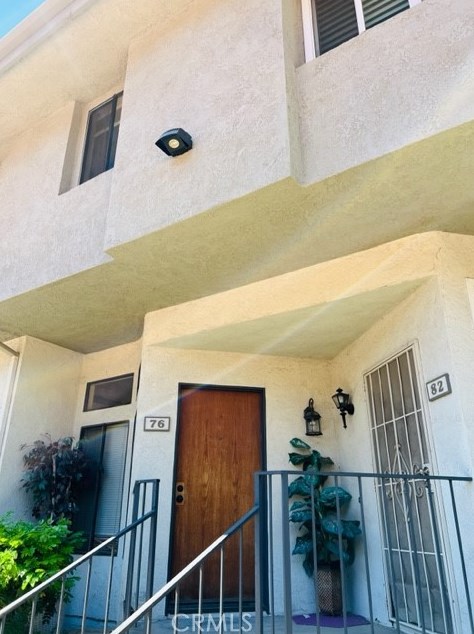 76 Willowcrest Ln, Pomona, CA 91766-6726