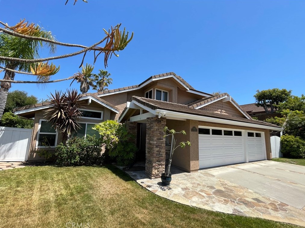 28172 Bedford Dr, Laguna Beach, CA 92677-1477
