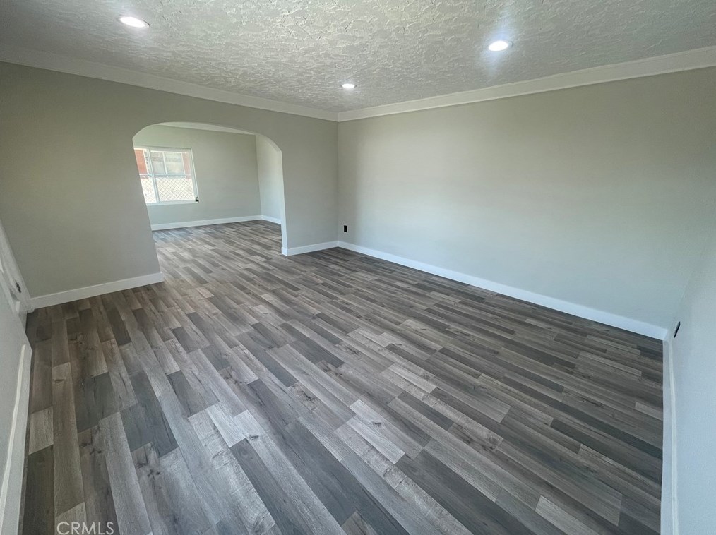 942 Fetterly Ave, Los Angeles CA  90022-3010 exterior