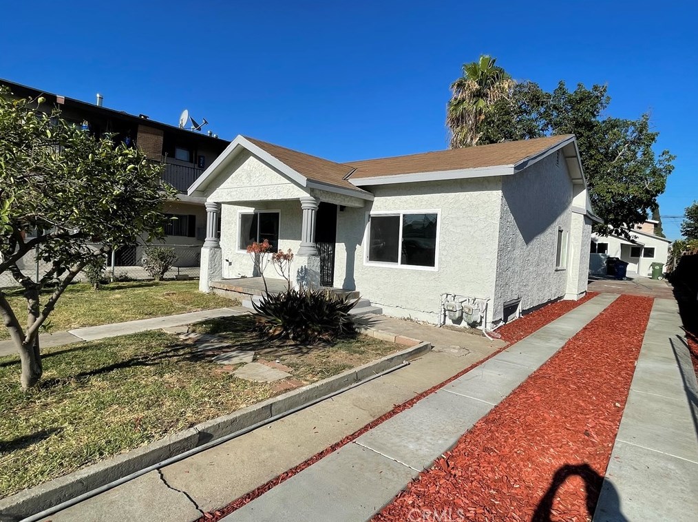 942 Fetterly Ave, Los Angeles CA  90022-3010 exterior