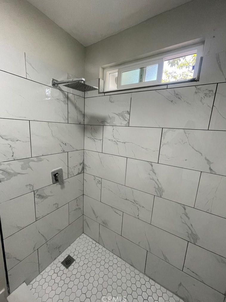 942 Fetterly Ave, Los Angeles CA  90022-3010 exterior