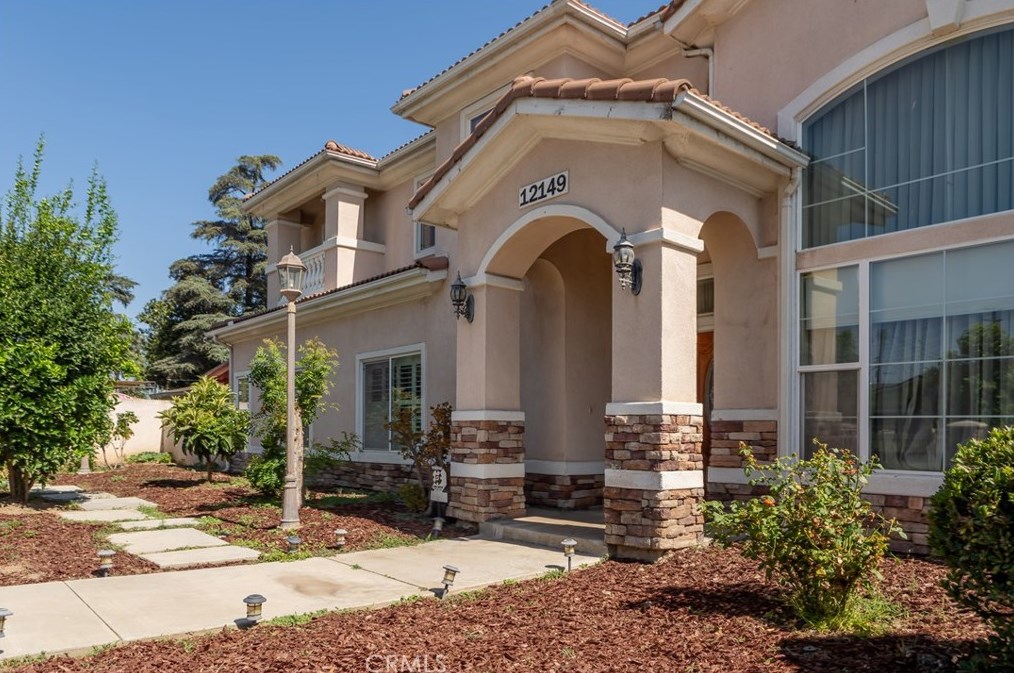 12149 Roseglen St, El Monte, CA 91732-1635