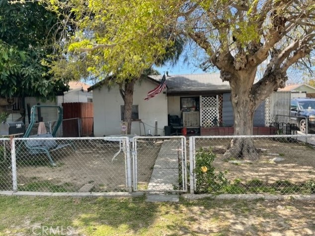 509 Date St, Bakersfield, CA 93308
