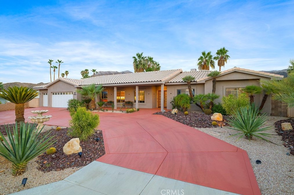 68323 Moonlight Dr, Cathedral City, CA 92234