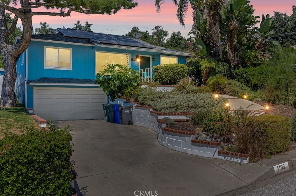 1193 Mt Lowe Dr, Altadena, CA 91001