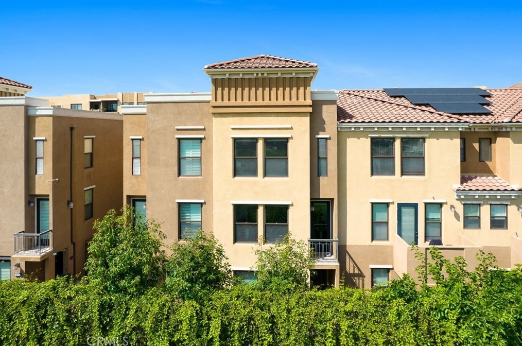 68 5th St, Alhambra, CA 91801-3419
