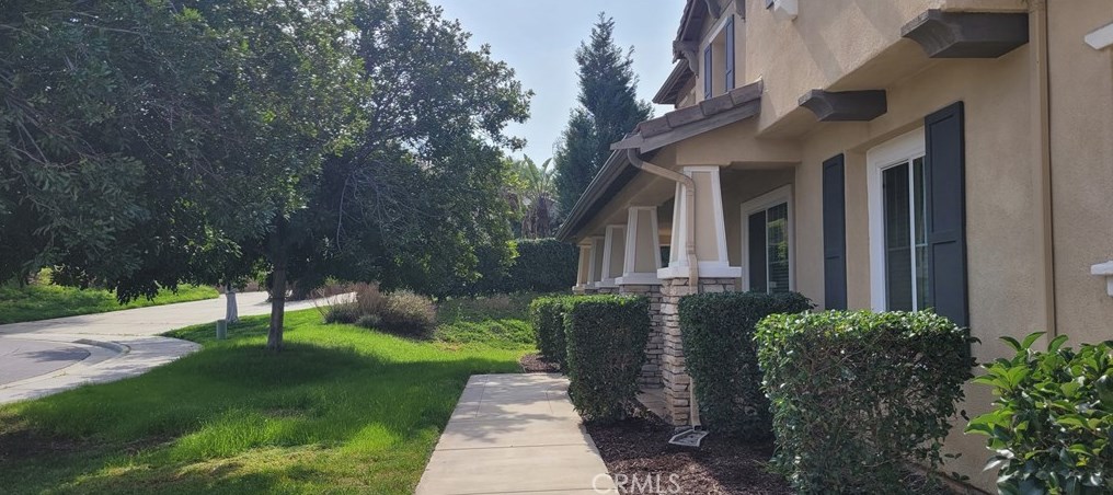 4847 Ridge Point Way, Riverside CA  92509-5448 exterior
