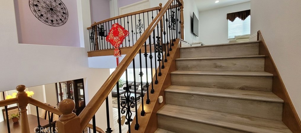 4847 Ridge Point Way, Riverside CA  92509-5448 exterior