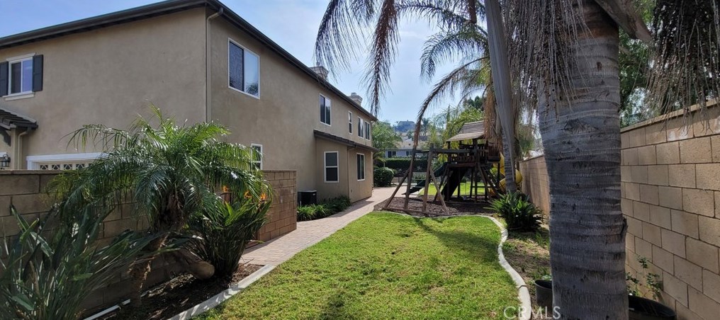 4847 Ridge Point Way, Riverside CA  92509-5448 exterior