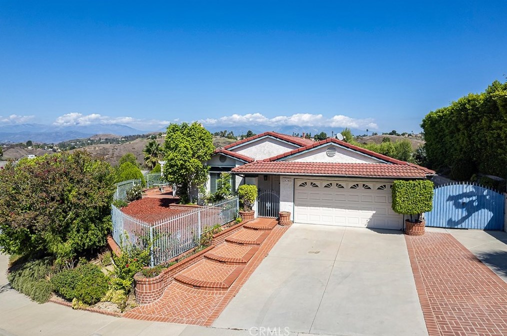 24340 Northview Pl, Pomona, CA 91765-1850