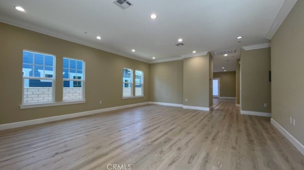 229 W Commercial St, San Dimas, CA 91773
