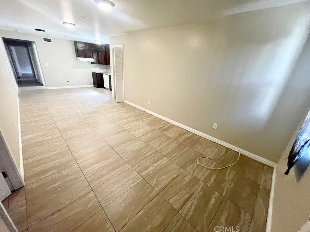 112 91st St, Los Angeles, CA 90003-3711