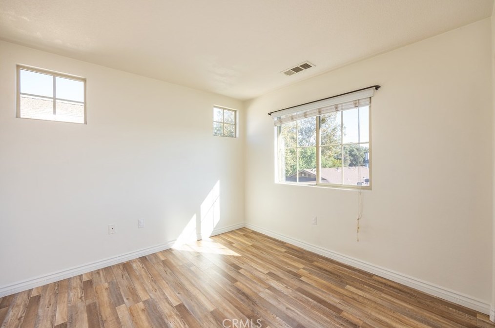 1093 Reservoir St, Pomona CA  91766-3859 exterior