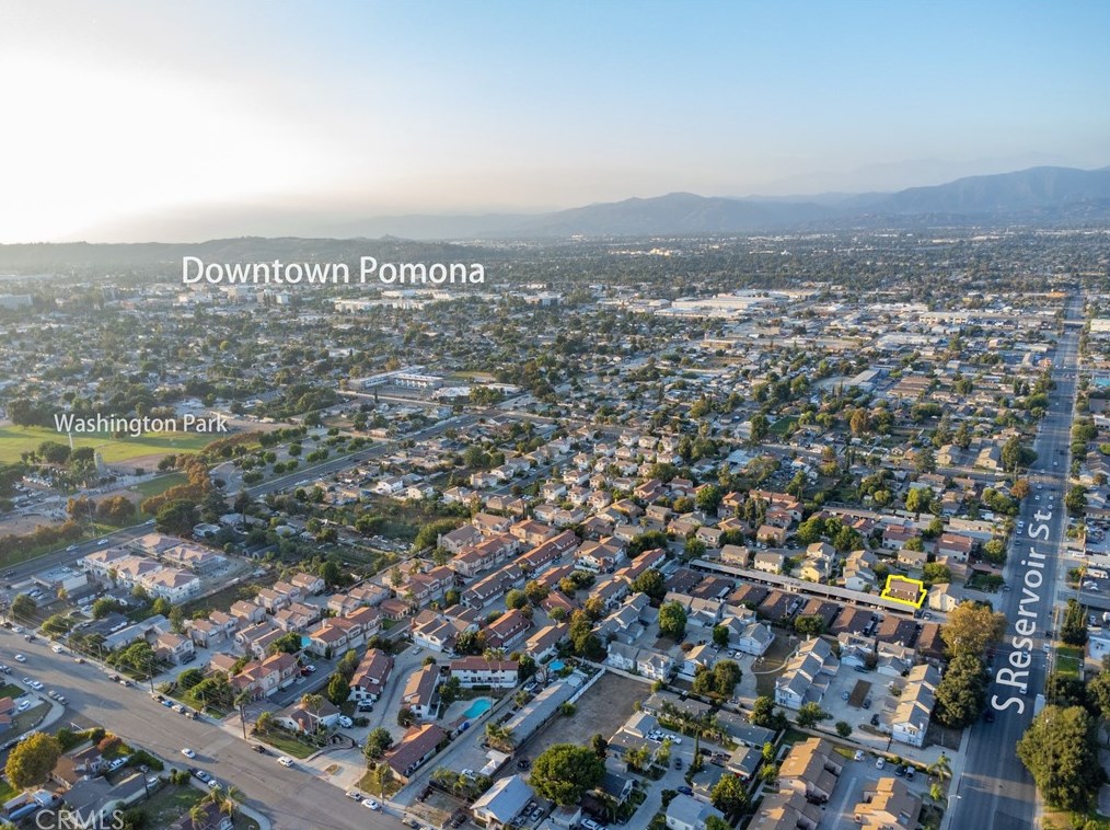 1093 Reservoir St, Pomona CA  91766-3859 exterior