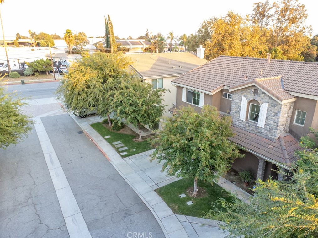 1093 Reservoir St, Pomona CA  91766-3859 exterior