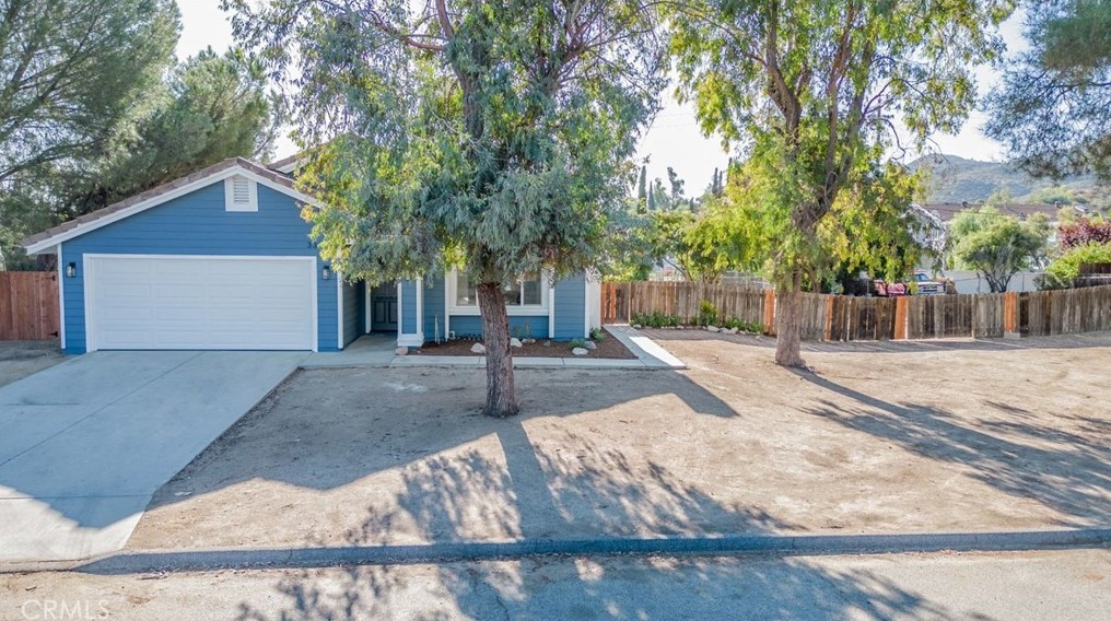 33040 Owen Ln, Wildomar, CA 92595