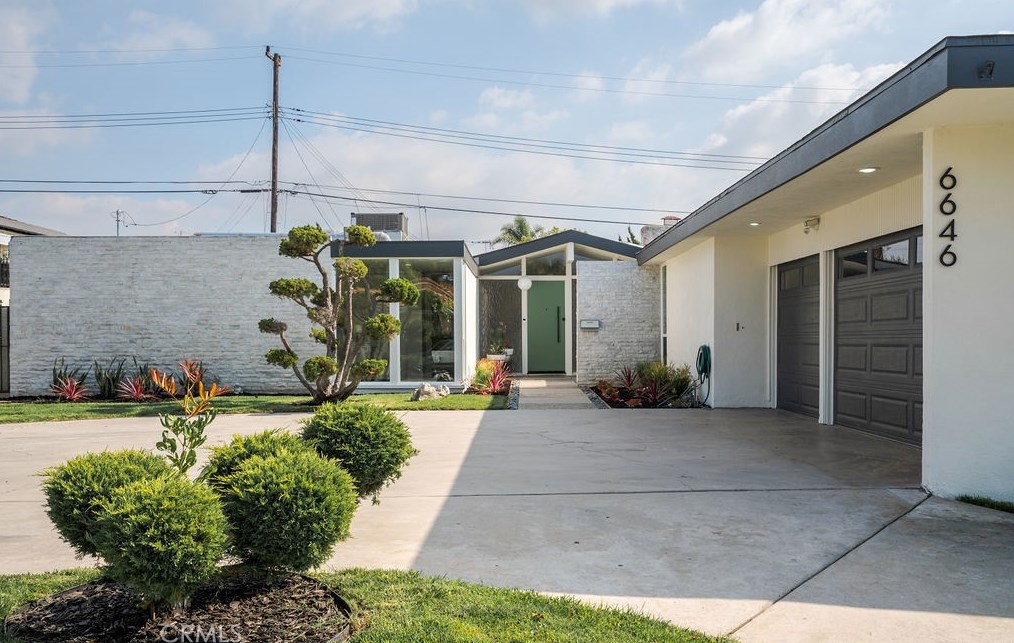 6646 Bedford Ave, Los Angeles, CA 90056-2104