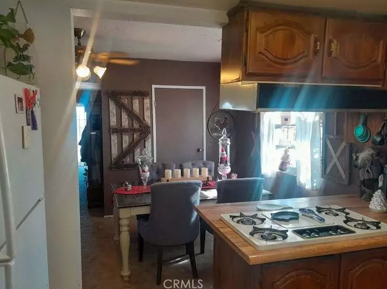 35070 Cedar Rd, Barstow CA  92311-7244 exterior