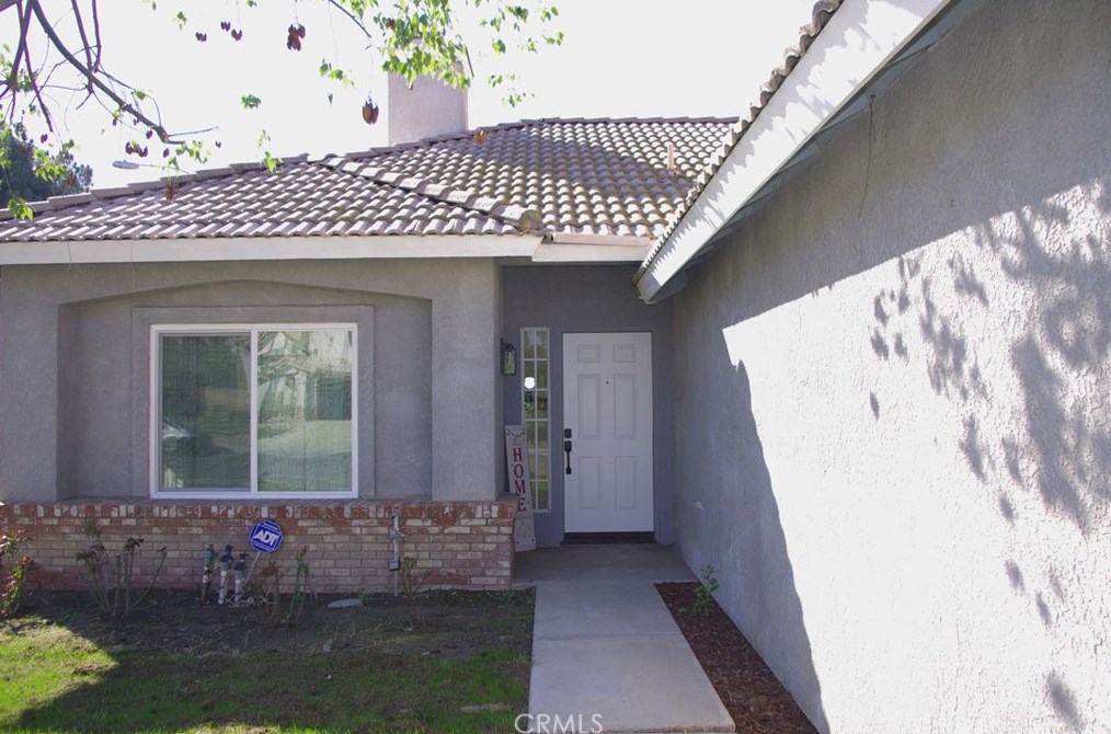5174 Sierra Cross Way, Riverside, CA 92509