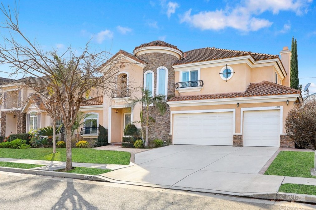 4525 Dubonnet Ave, Rosemead CA  91770-1282 exterior