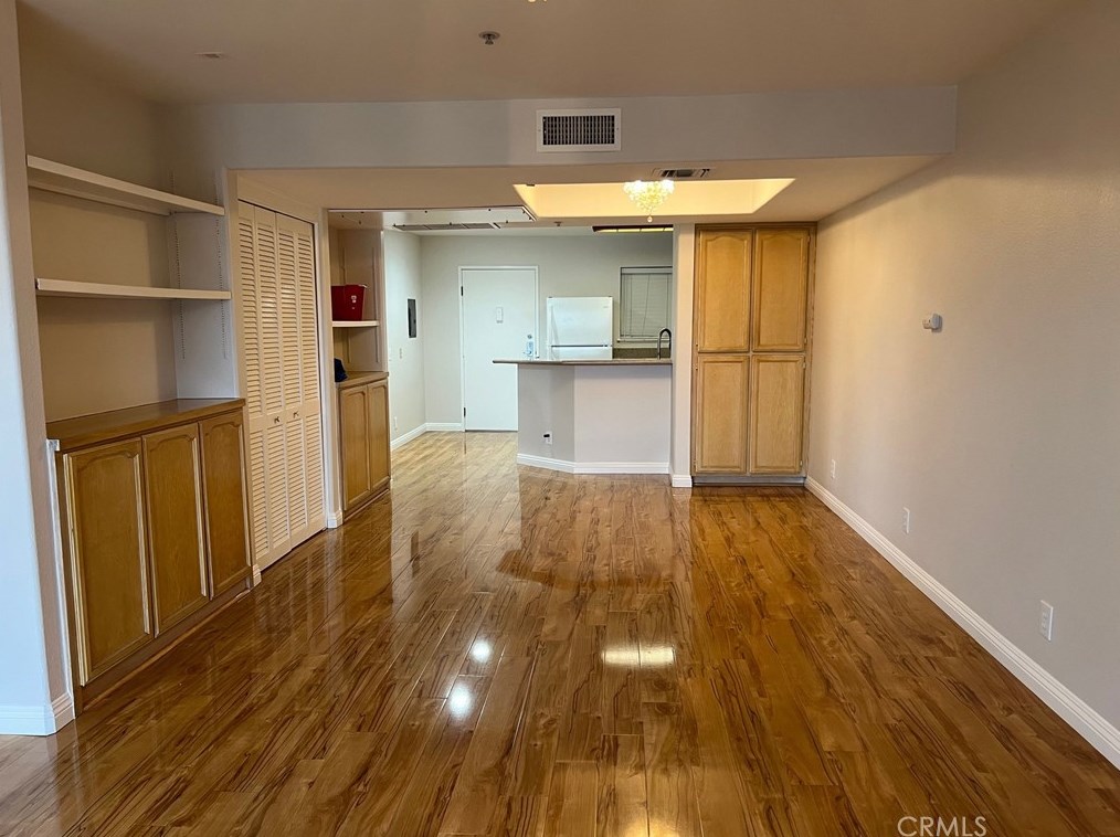 321 N Orange Ave #303, Monterey Park, CA 91755