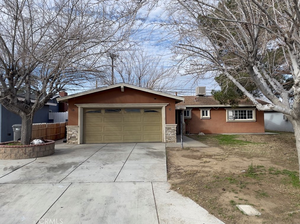 43721 Heaton Ave, Lancaster, CA 93534