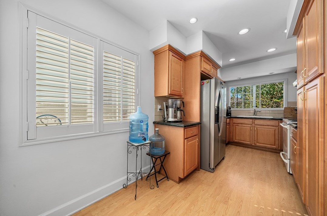 16107 Van Ness Ave, Torrance CA  90504-1619 exterior