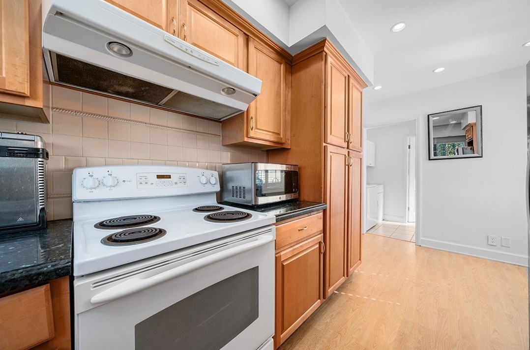16107 Van Ness Ave, Torrance CA  90504-1619 exterior