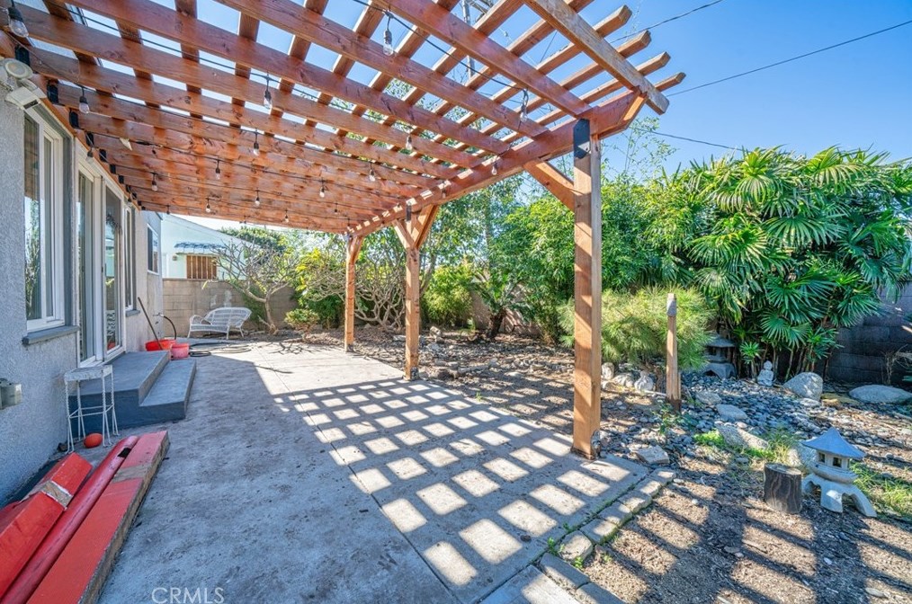 16107 Van Ness Ave, Torrance CA  90504-1619 exterior