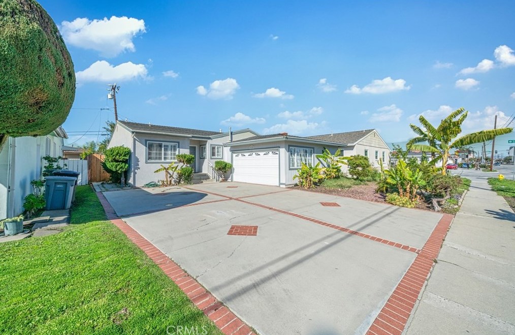 16107 Van Ness Ave, Torrance CA  90504-1619 exterior