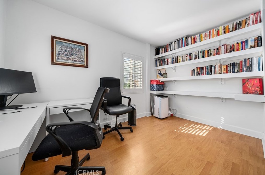 16107 Van Ness Ave, Torrance CA  90504-1619 exterior