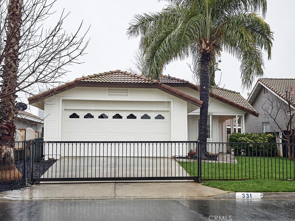 331 Red Spruce Pl, Perris, CA 92570-2563