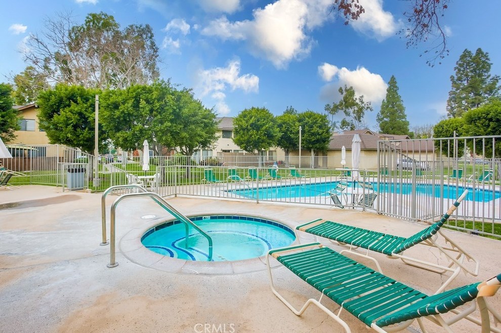 902 Downey Pl, Anaheim CA  92804-4277 exterior