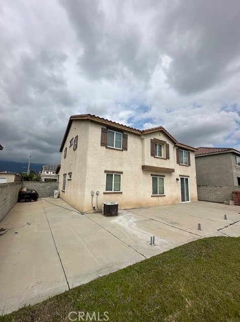 14957 Cerritos Pl, Fontana, CA 92336-5541