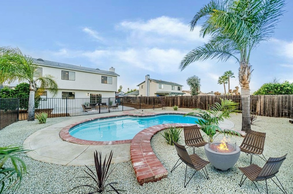 26438 Baldy Peak Dr, Menifee, CA 92586