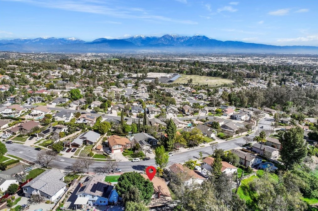 3453 Valle Vista Dr, Chino Hills CA  91709-3617 exterior