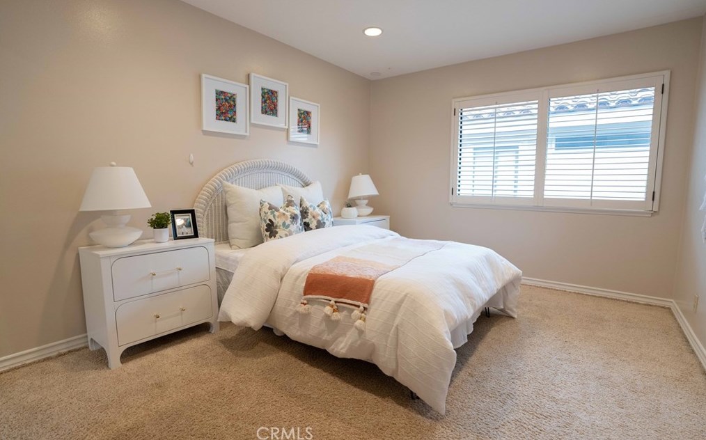 27 Recodo, Irvine CA  92620-1869 exterior