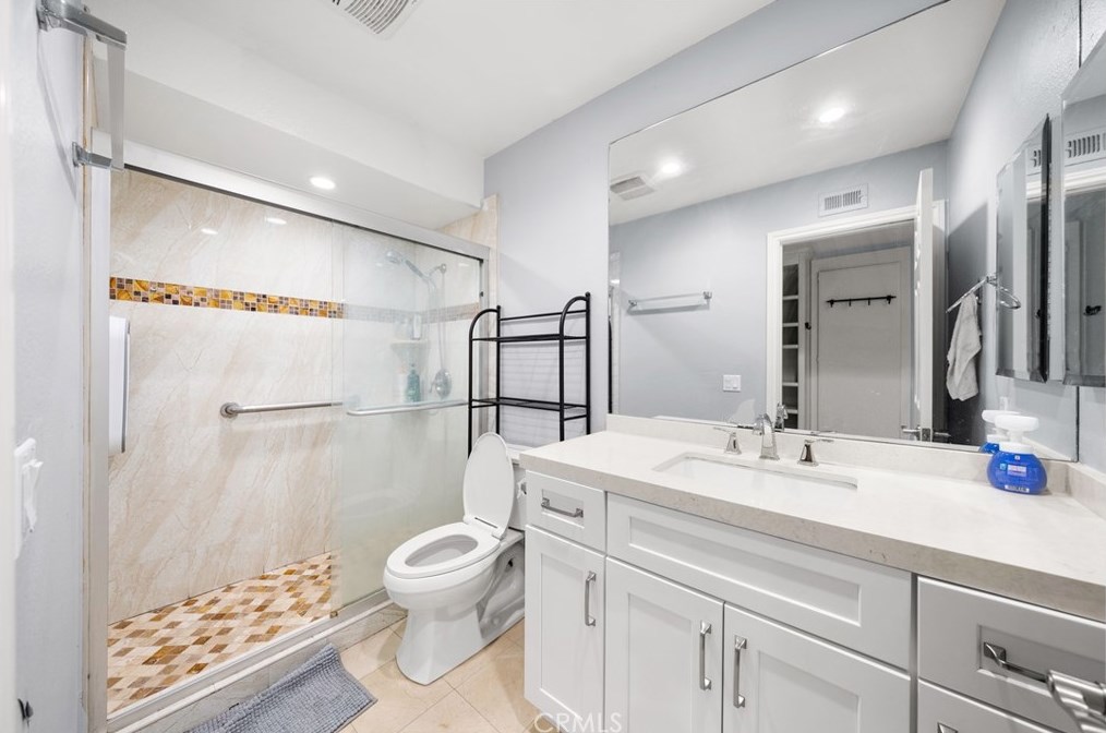 1191 Diamond Bar Blvd, Pomona CA  91765-1199 exterior